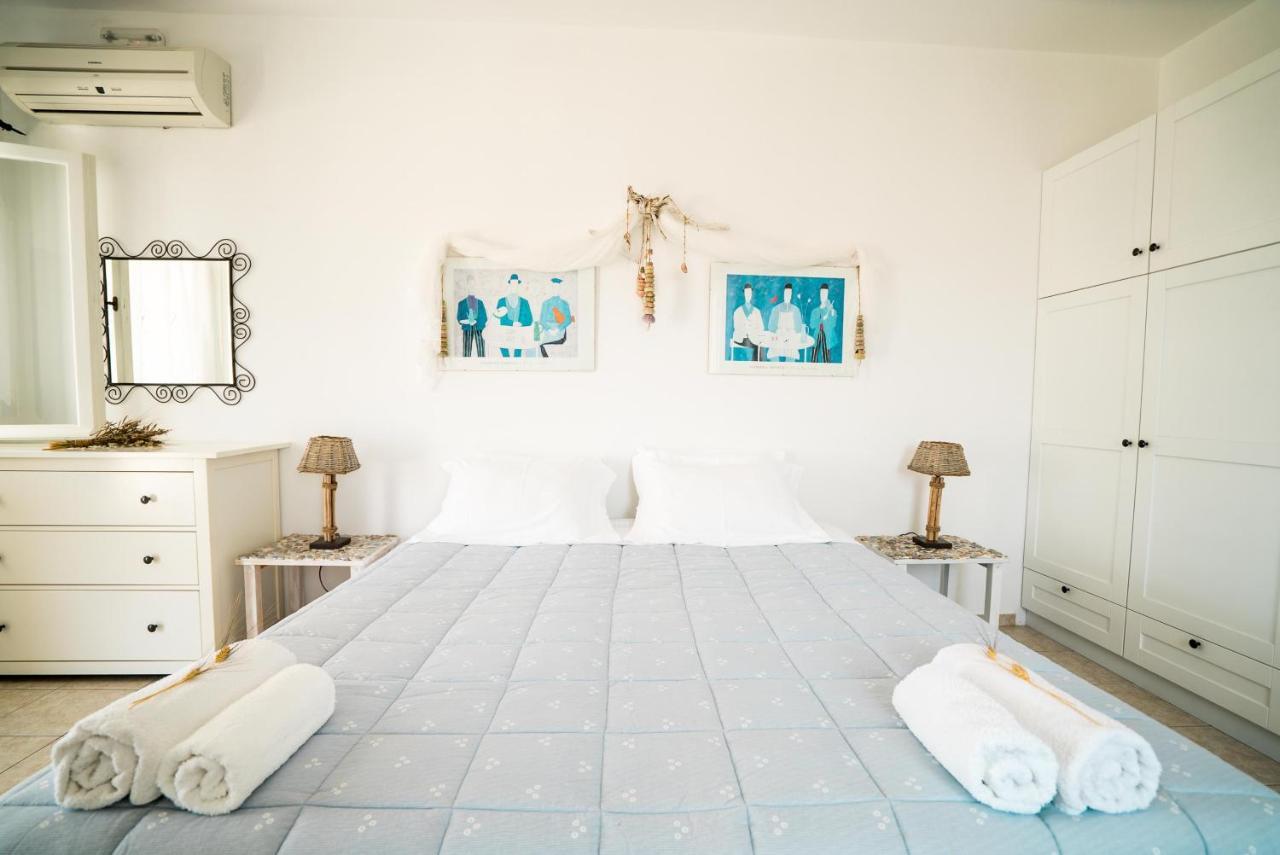 Plori Studios And Apartments 에얄리 외부 사진